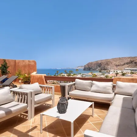 Adjona 2-2 Penthouse Sea View & Jacuzzi 2b Holiday home *